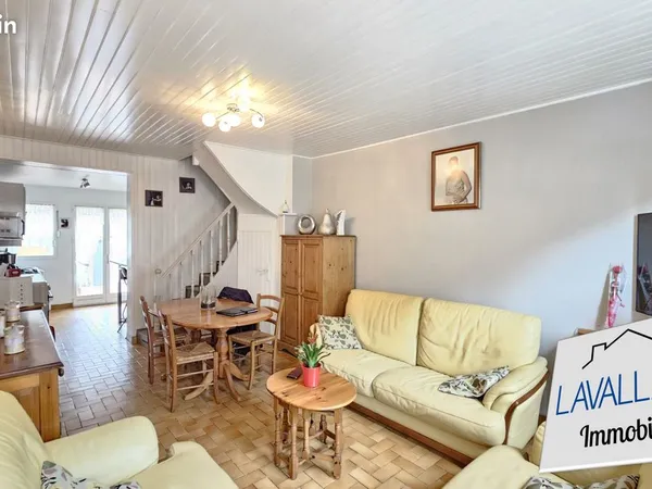 Propriété 4 pièces 84 m² 