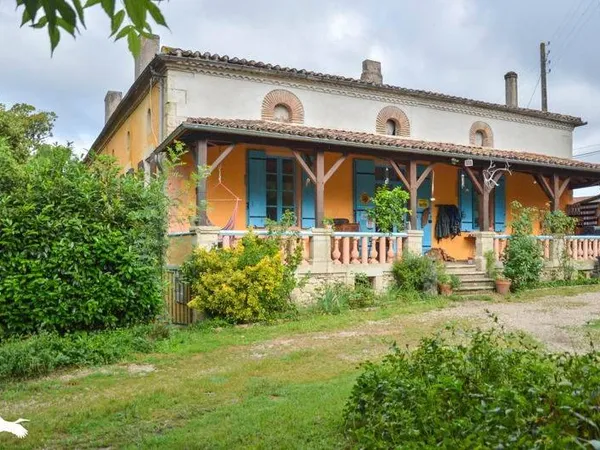 Maison 6 pièces 320 m² 
