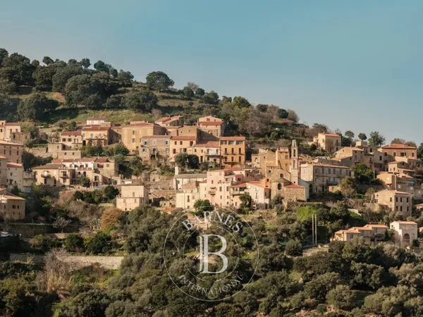 Balagne, Occhiatana, terrain à bâtir, proche L'Île-Rousse et plages 