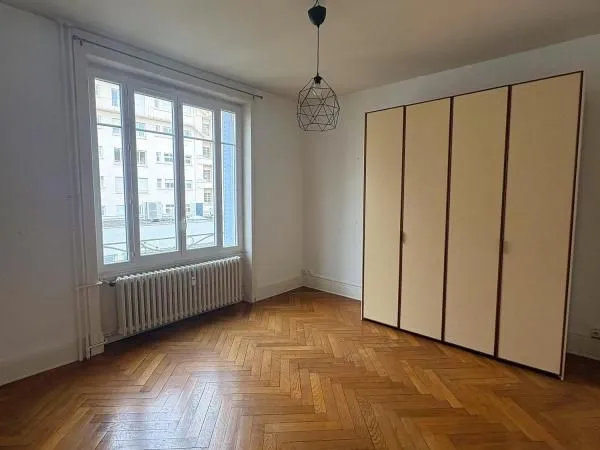 Appartement 2 pièces 60 m² 