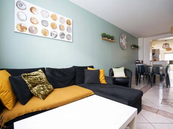 Studio 1 pièce 15 m² 