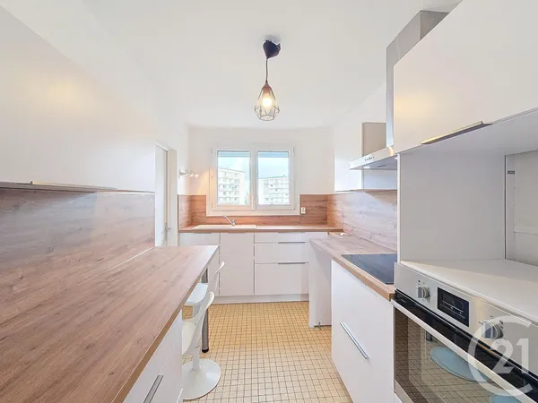 Appartement 3 pièces 61 m² 
