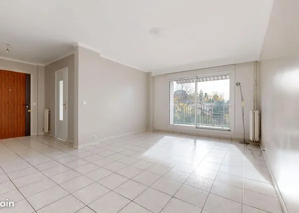 Appartement 3 pièces 82 m² 