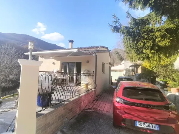 HAUT DE VILLA - TOURRETTES-SUR-LOUP 