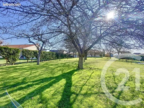 Terrain 1 014 m² Effiat 