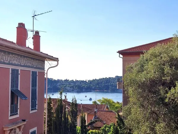 Studio 1 pièce 23 m² 