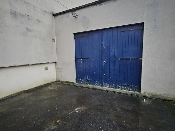 Parking/Garage/Box 40 m² 