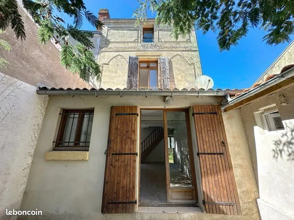 Centre ville, maison 3 chambres, bureau, jardin, garage 