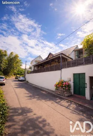 Maison 12 pièces 250 m² 