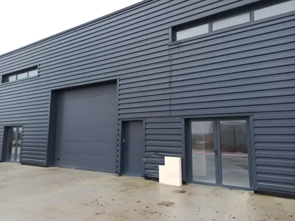 Locaux d'activité à louer à MAGNY EN VEXIN 95420 