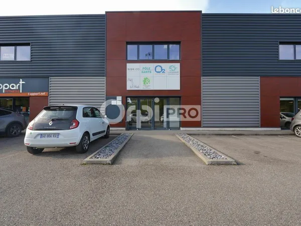 Bureau 178 m² 