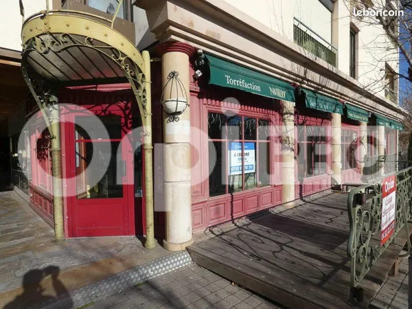 Local commercial 49 m² 