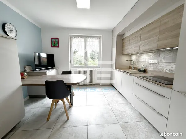 Maison 6 pièces 145 m² 