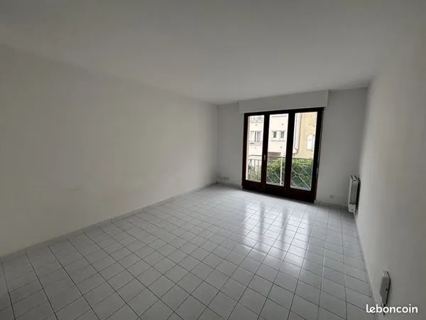 Appartement 1 pièce 25 m² 