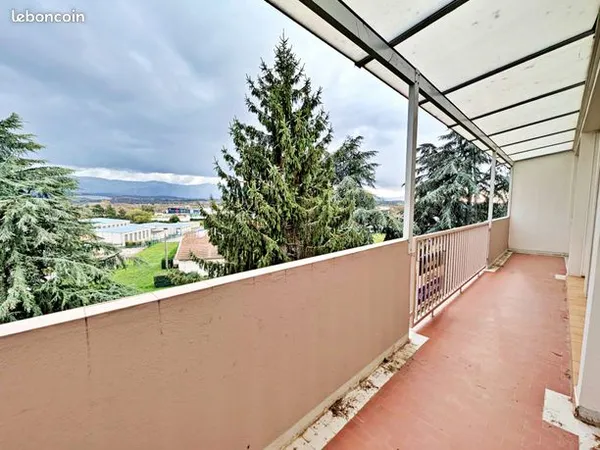 Appartement 4 pièces 70 m² 