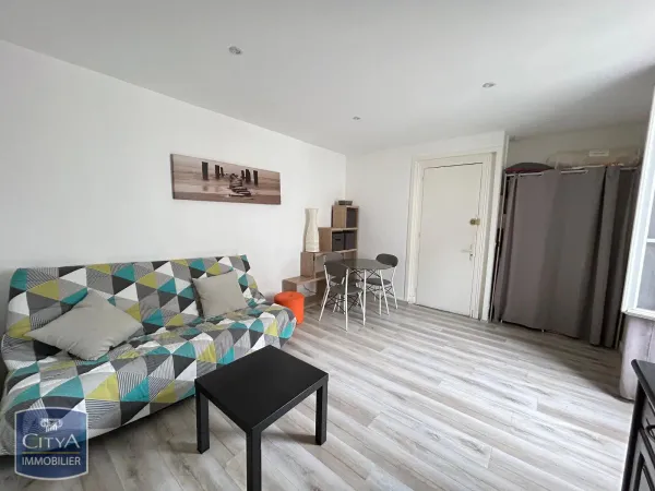 Studio 1 pièce 22 m² 