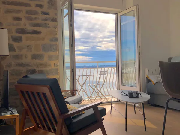 Loue T2 pleine vue mer, vue exceptionnelle en Bretagne Sud, Morbihan, Larmor-Plage (56) - 40m² 