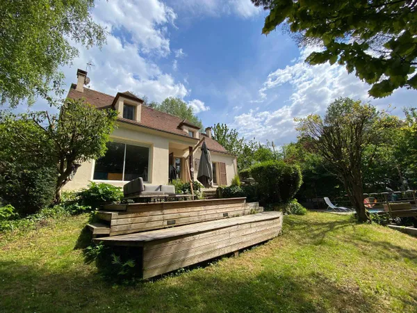 Maison 7 pièces 141 m² 
