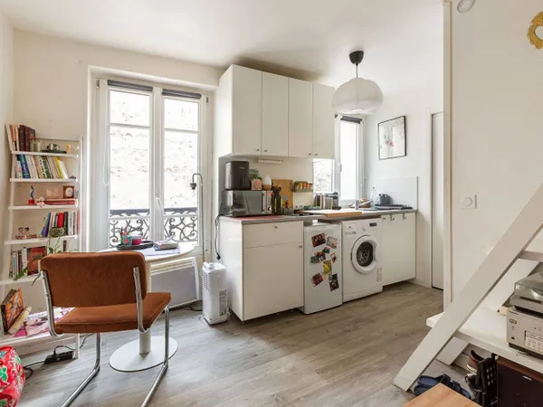 Appartement 1 pièce 14 m² 