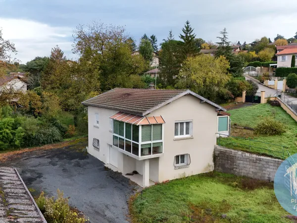 LE BOIS-D'OINGT - MAISON 90M2 A RENOVER 