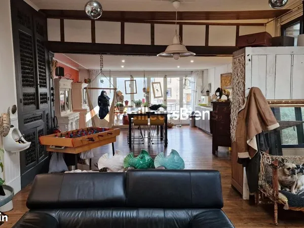Loft 3 pièces 107 m² 
