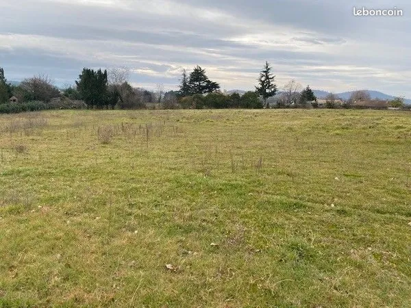 Terrain 650 m² Marges 