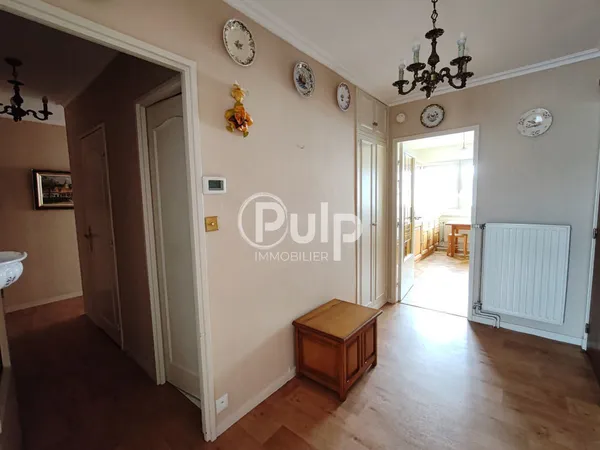 Appartement 2 a 3 CH + GARAGE 