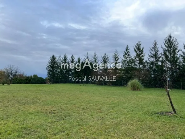 Terrain à bâtir de 2425m2 