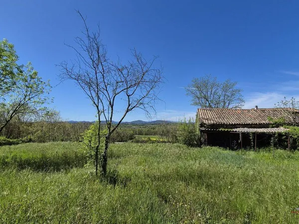 Terrain 782 m² 