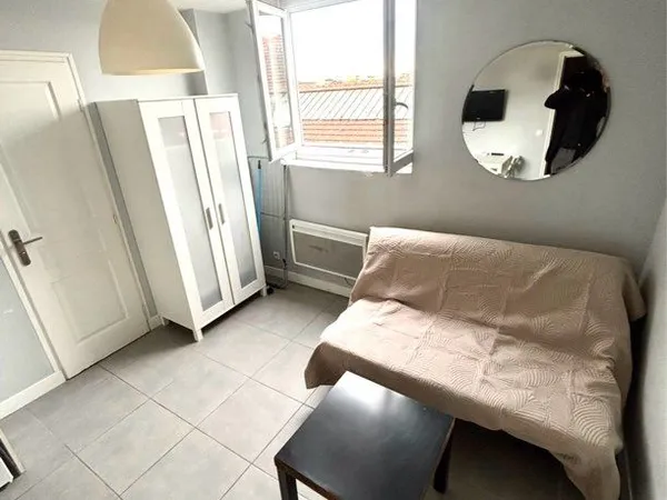 🏠 studio meublé - immeuble refait à neuf - idéal étudiant 