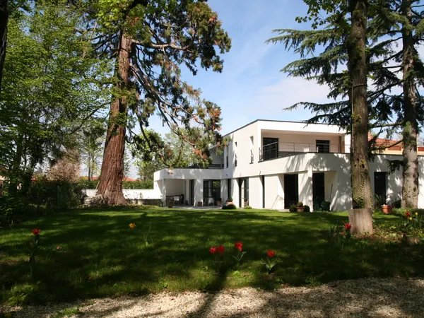 Vends maison 234m² 