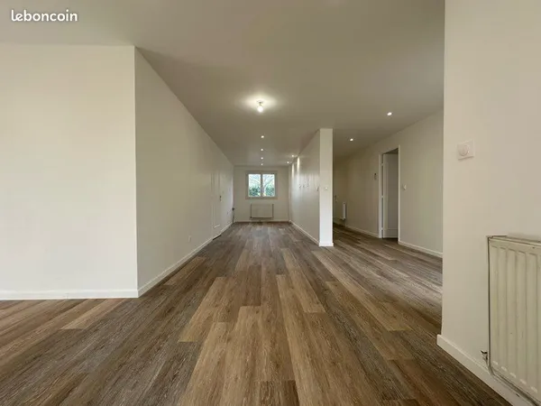Maison 102 m2 - 4 pièces - Plain-pied 