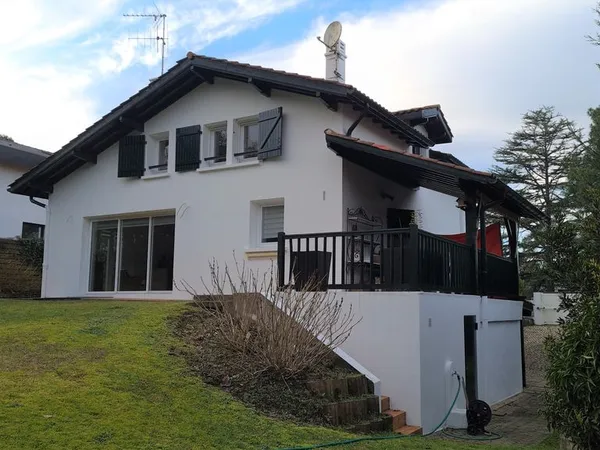 Maison de luxe 6 pièces 200 m² 
