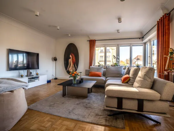 Appartement 7 pièces 170 m² 