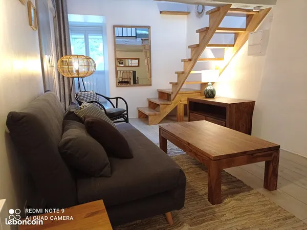 Jolie petite maison 3 niveaux et terrasse 