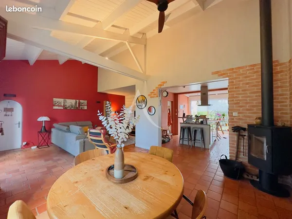 Propriété 8 pièces 200 m² 
