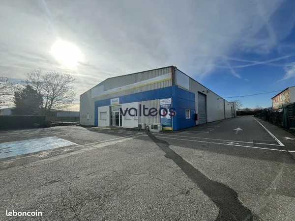 Local d'activité 1 580 m² 