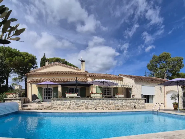Maison 6 pièces 182 m² 