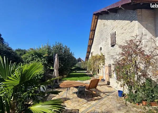 Maison 7 pièces 192 m² 