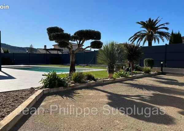 Villa 6 pièces 163 m² 