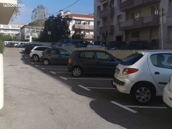 Place de parking quartier facultes, fourane 