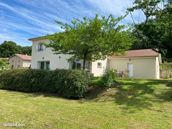 Maison ville sous Anjou 168m2 4 chambres 
