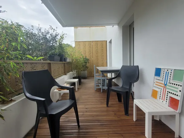 Spacieux T2 en Location meublée 