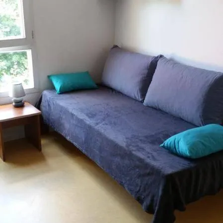 Studio 1 pièce 18 m² 