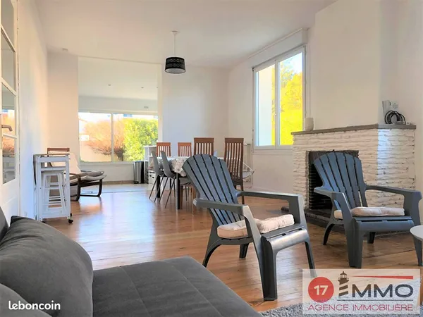 Maison 8 pièces 161 m² 