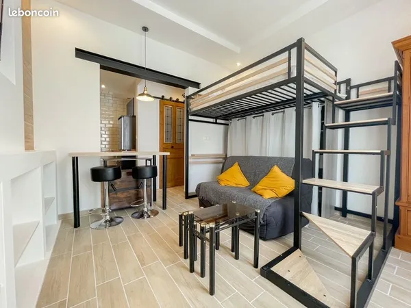 Studio 1 pièce 22 m² 