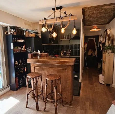 Studio meublé avec balcon-terrasse, accès plage - Bail mobilité - Janvier à Juin 