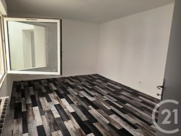 Appartement 4 pièces 80 m² 
