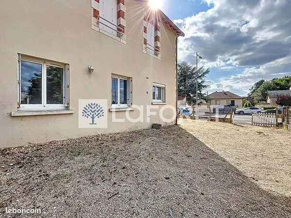 Immeuble 9 pièces 136 m² 