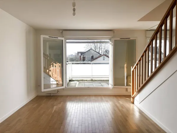 Duplex 3 pièces 70 m² 